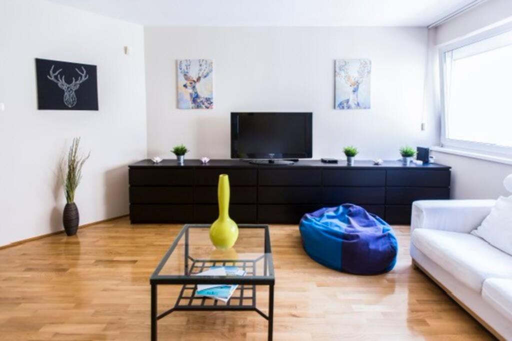 Apartment Super Modern At Gozsdu Passage